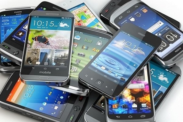 Основні типи дисплеїв для смартфонів: OLED, LCD, AMOLED